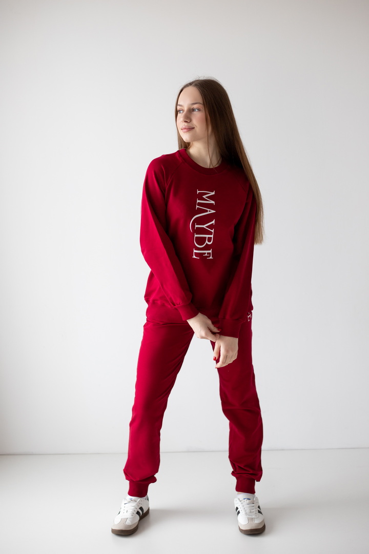 Костюм жіночий